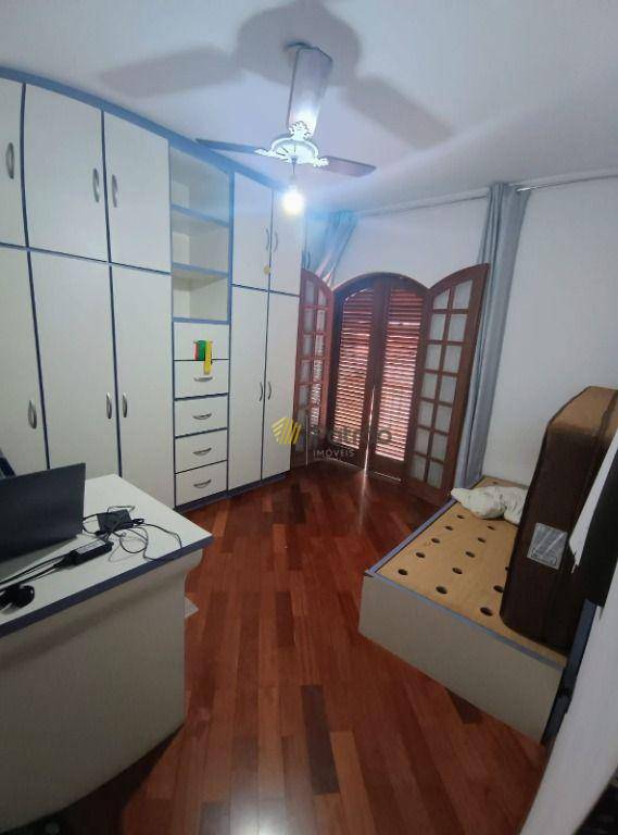 Sobrado à venda com 3 quartos, 225m² - Foto 7