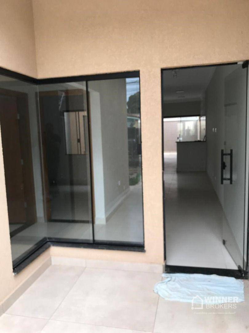 Casa à venda com 2 quartos, 74m² - Foto 3