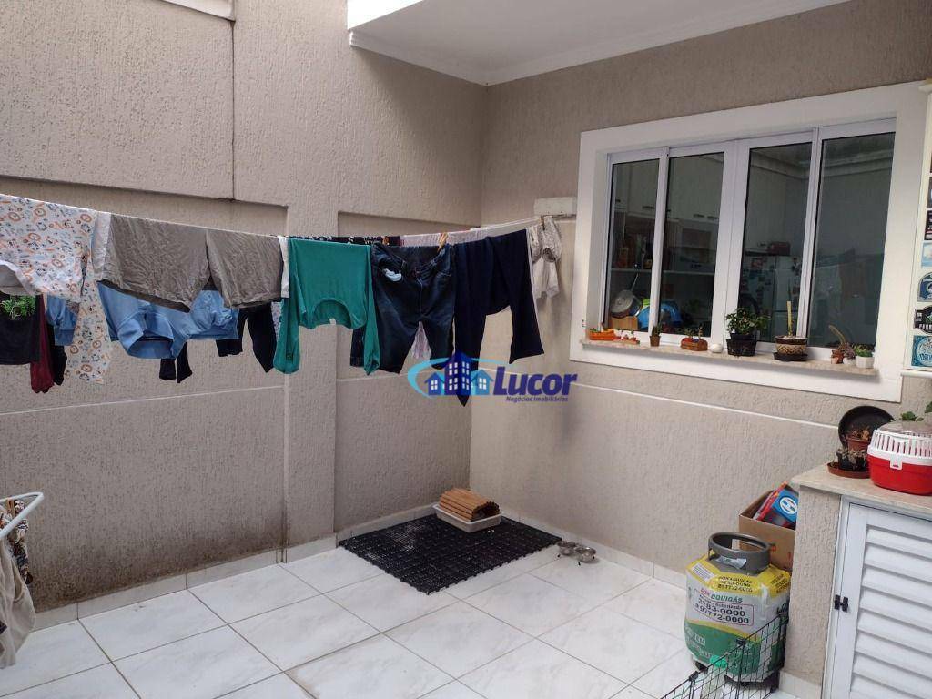 Sobrado à venda com 3 quartos, 150m² - Foto 12