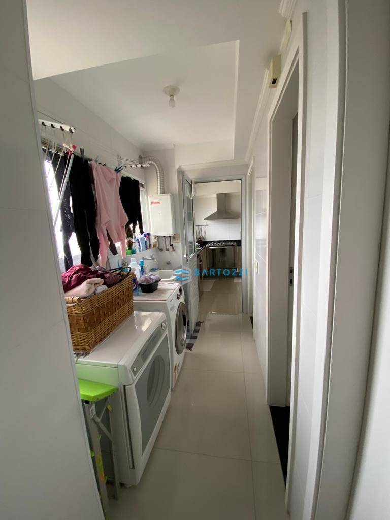 Apartamento à venda com 3 quartos, 190m² - Foto 18