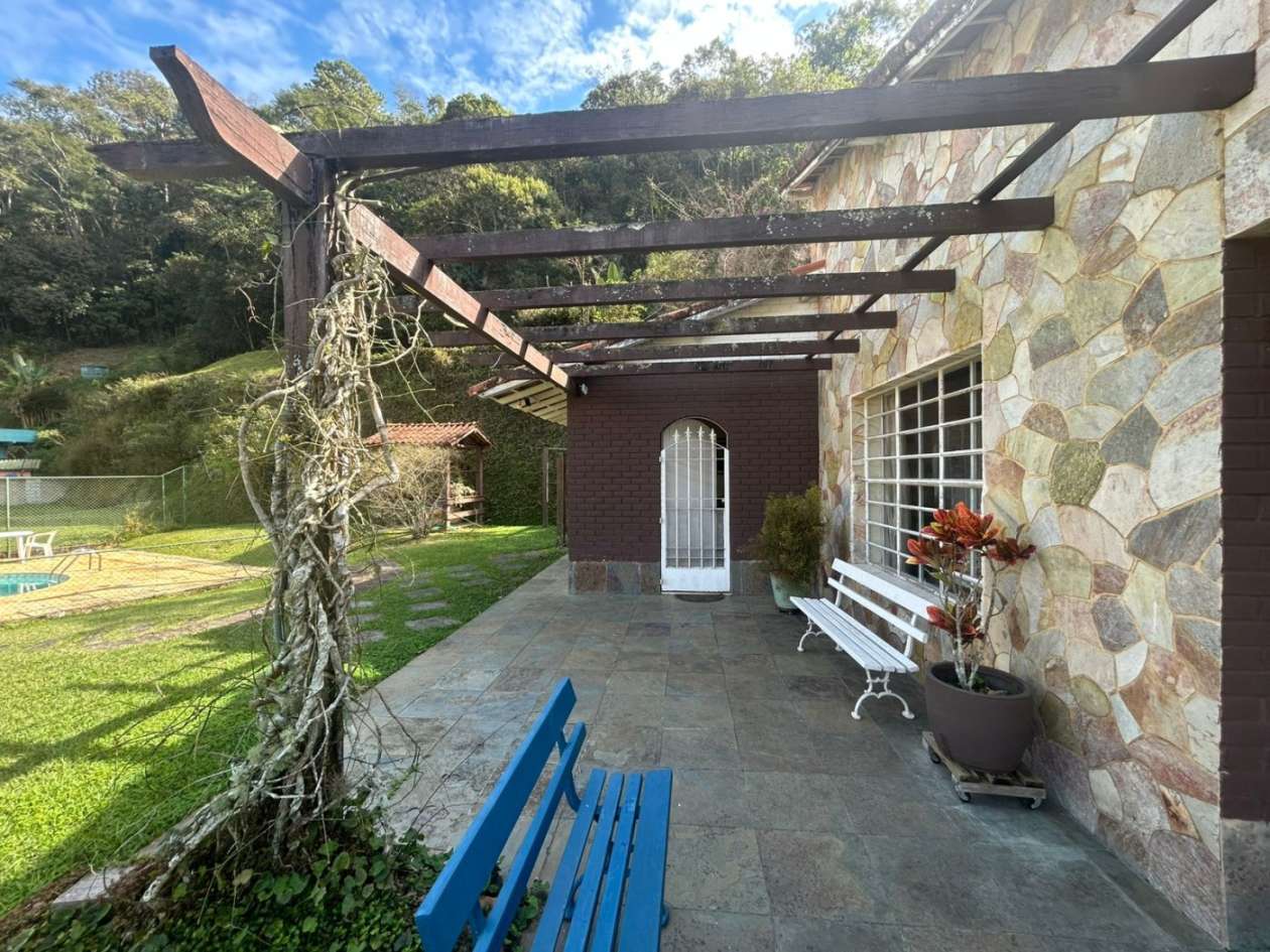Casa à venda com 5 quartos, 350m² - Foto 14