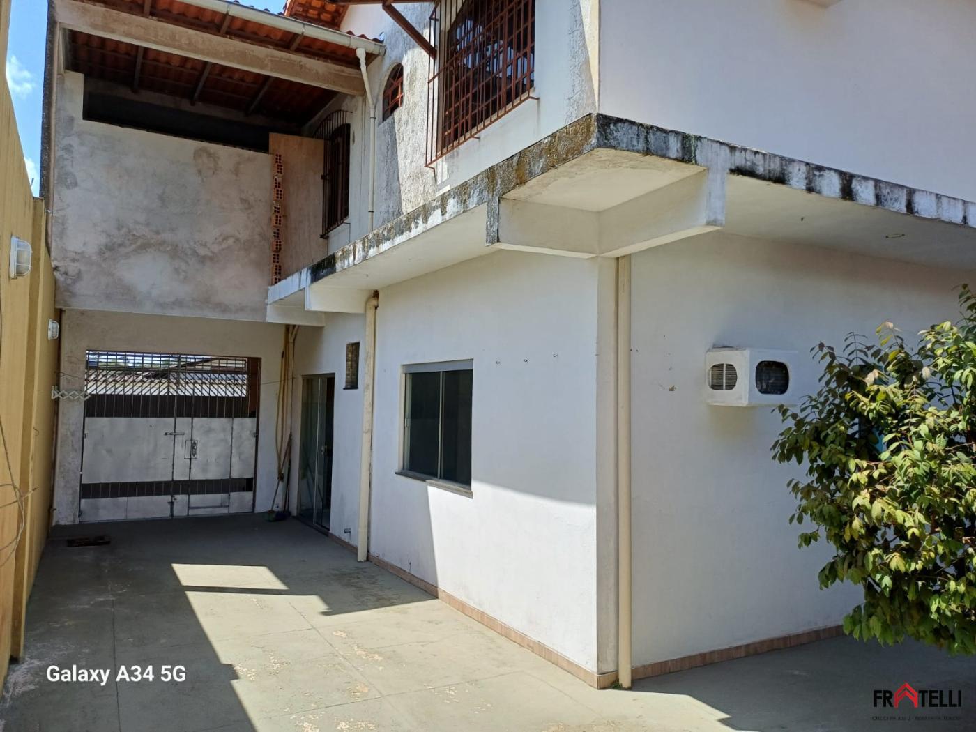 Casa à venda com 6 quartos, 264m² - Foto 16