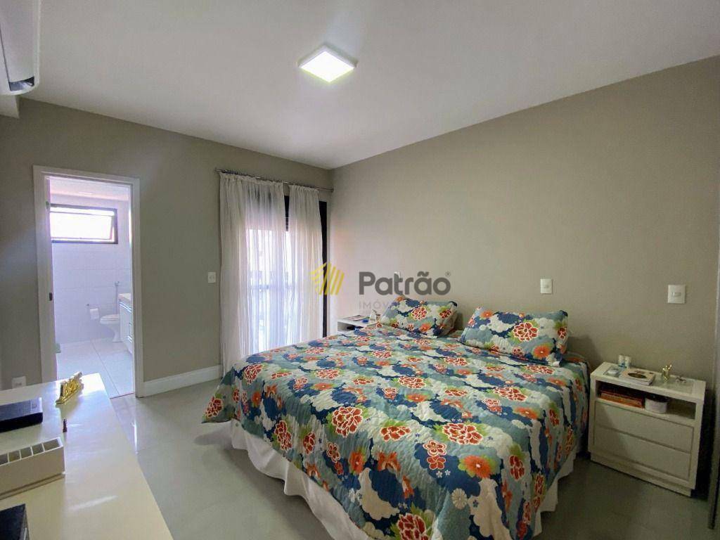 Apartamento à venda com 3 quartos, 200m² - Foto 17