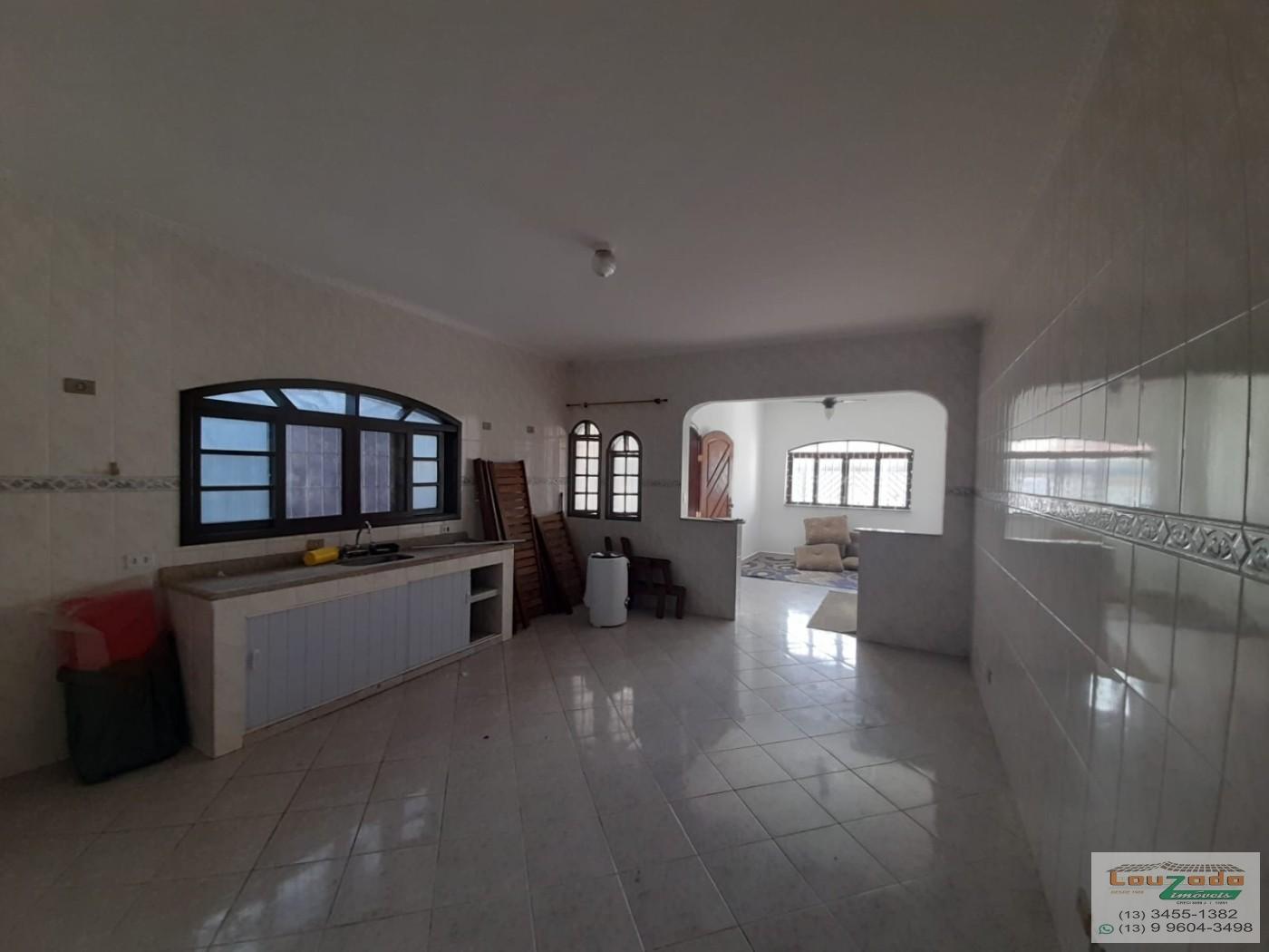 Casa à venda com 2 quartos, 180m² - Foto 5