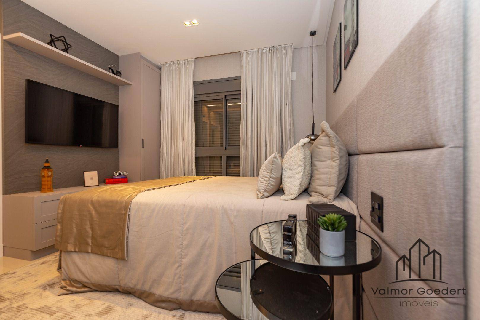 Apartamento à venda com 4 quartos, 182m² - Foto 25