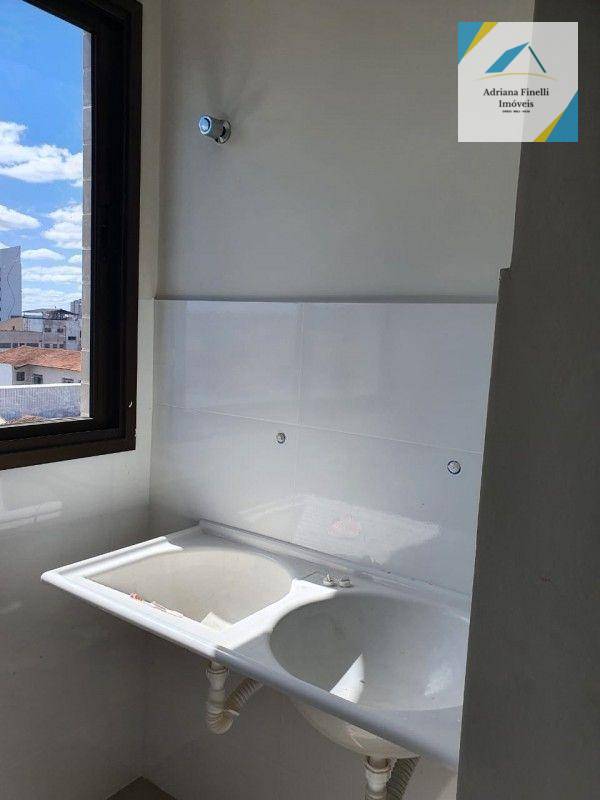 Apartamento à venda com 2 quartos, 65m² - Foto 16