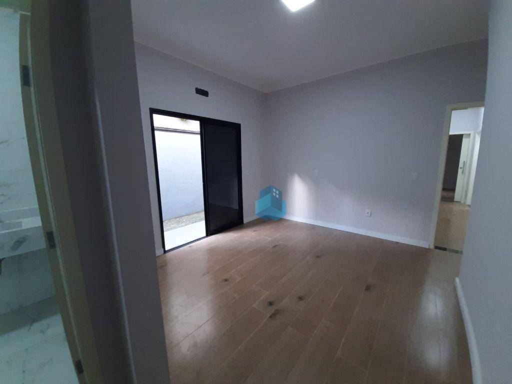 Casa à venda com 3 quartos, 184m² - Foto 30