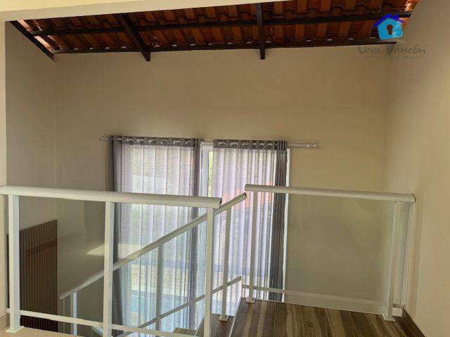 Casa à venda com 4 quartos, 240m² - Foto 42