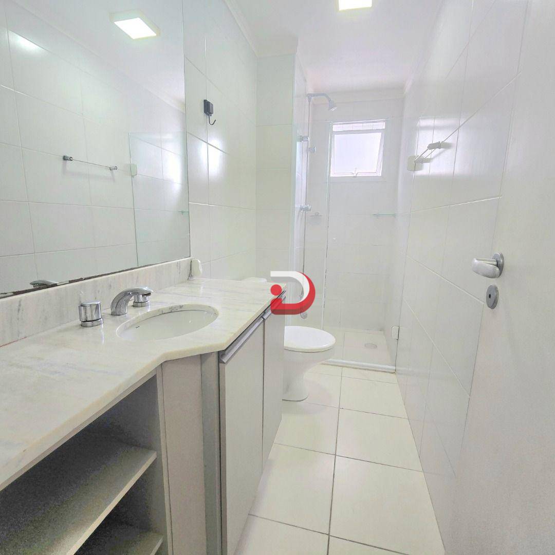 Apartamento para alugar com 3 quartos, 118m² - Foto 29