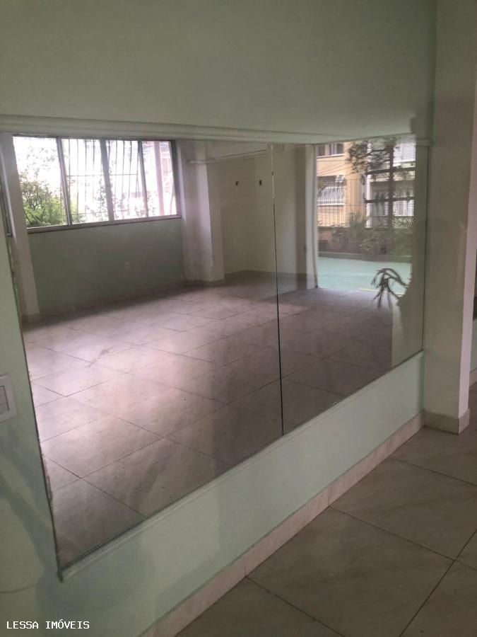 Apartamento à venda com 2 quartos, 83m² - Foto 30