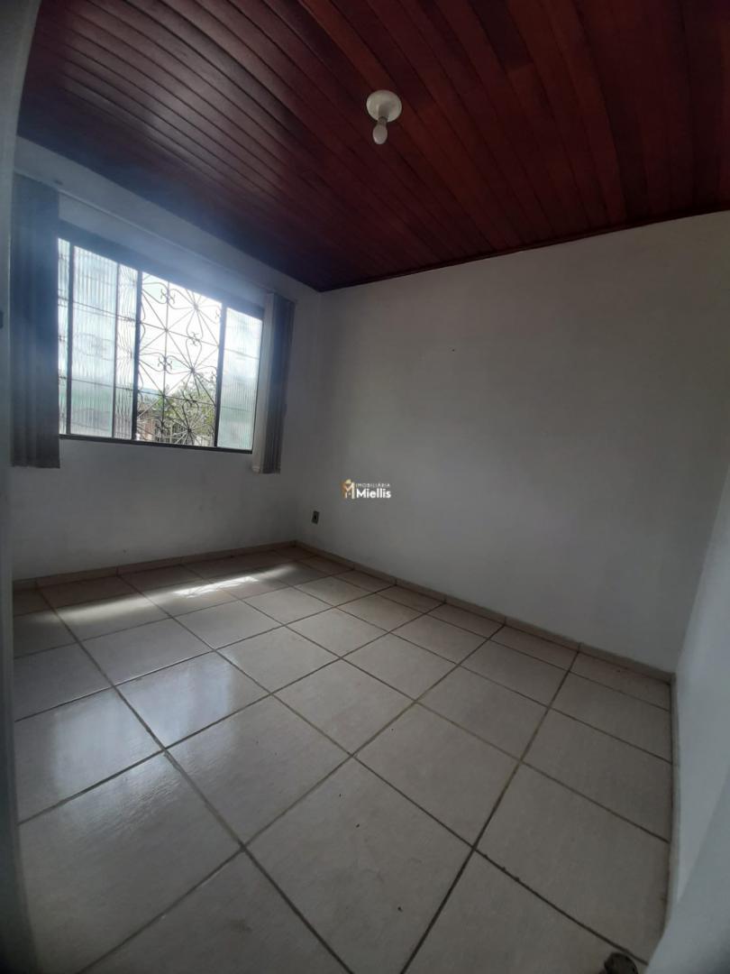 Casa à venda com 2 quartos, 55m² - Foto 19