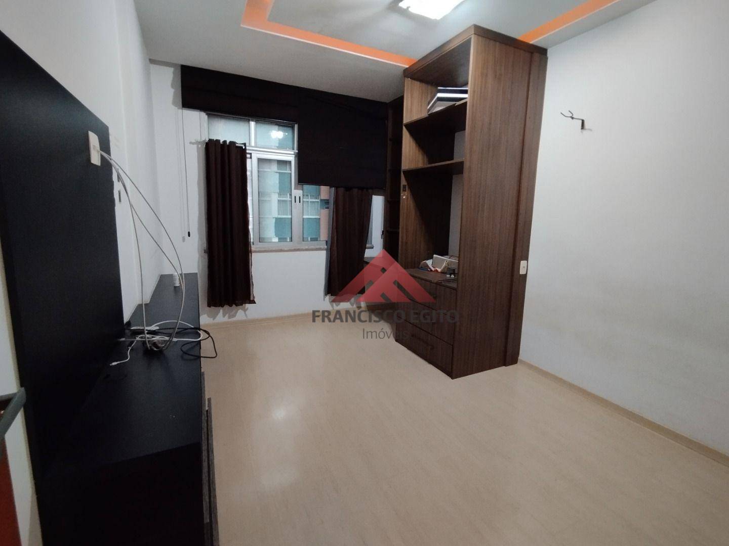 Apartamento à venda com 3 quartos, 130m² - Foto 10