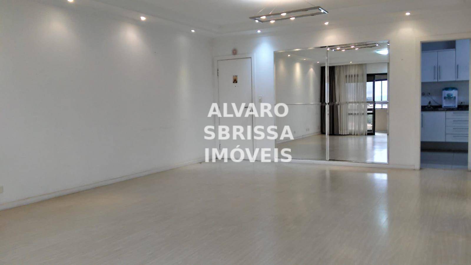 Apartamento à venda com 3 quartos, 238m² - Foto 2