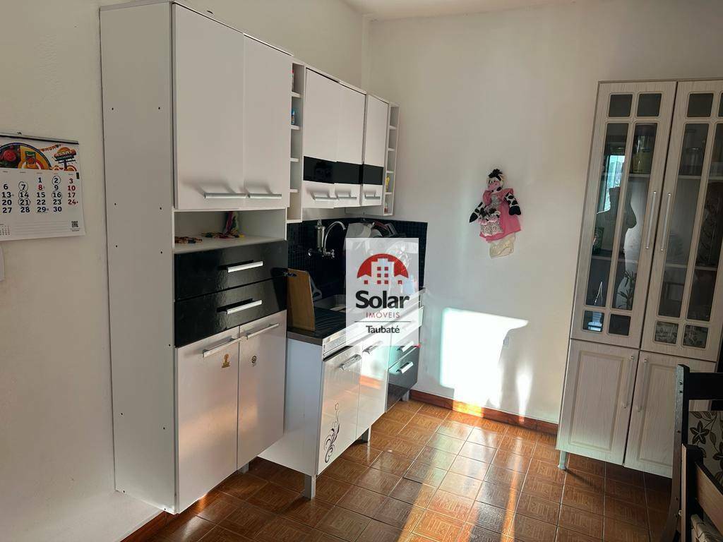 Casa à venda com 3 quartos, 221m² - Foto 10