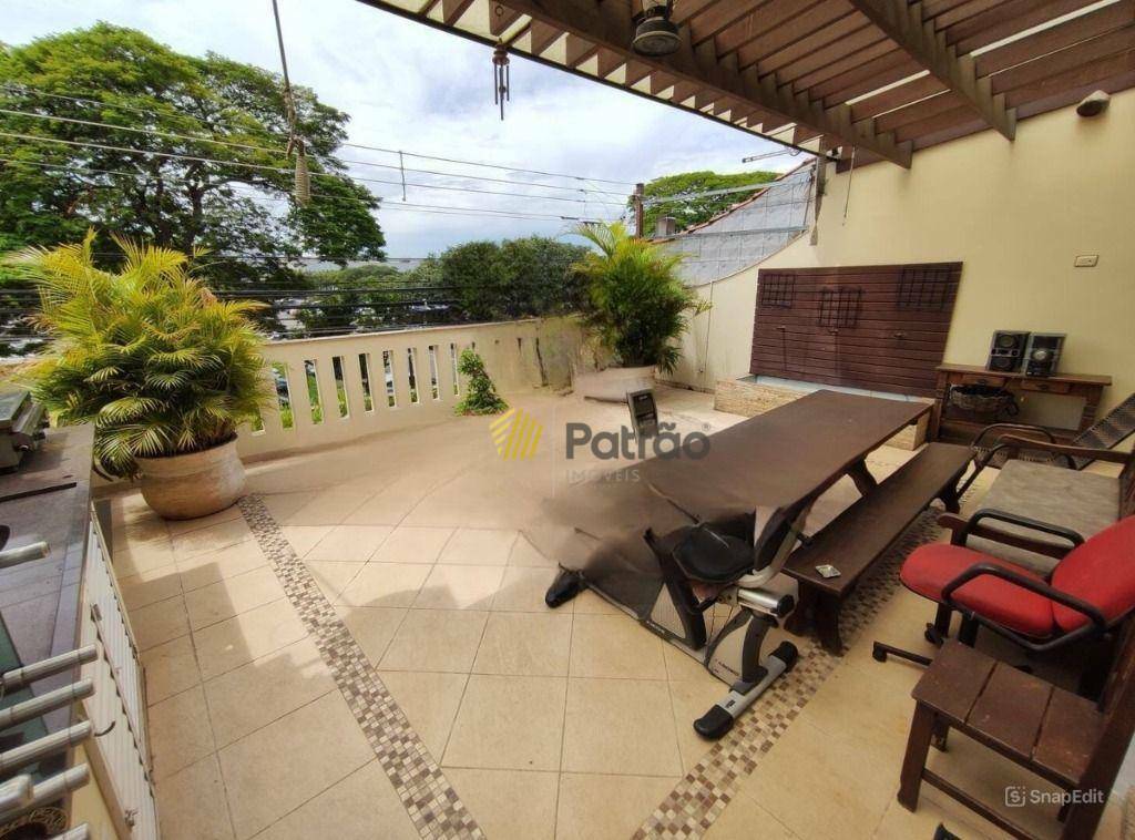 Sobrado à venda com 5 quartos, 237m² - Foto 2