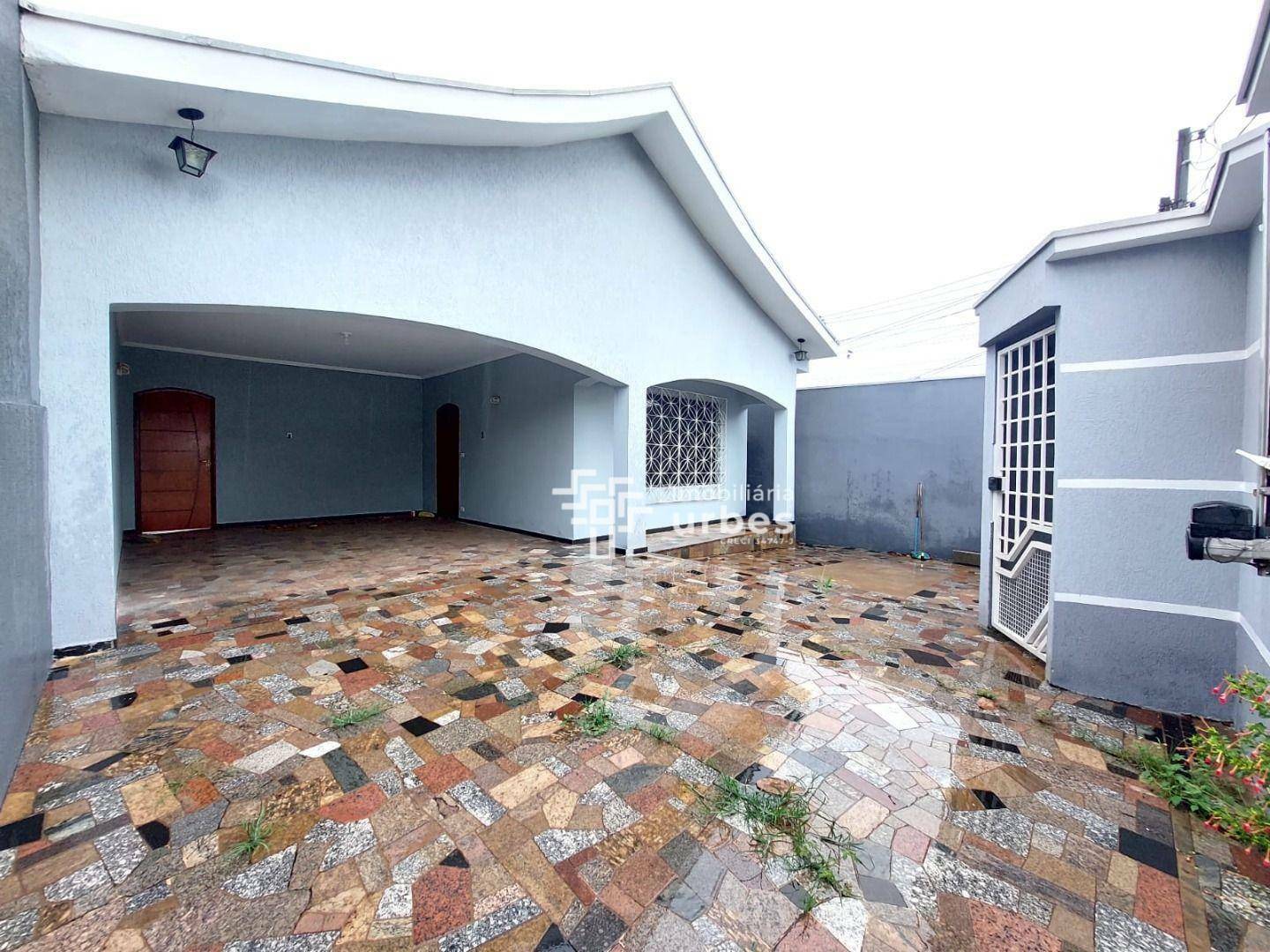 Casa para alugar com 3 quartos, 165m² - Foto 1