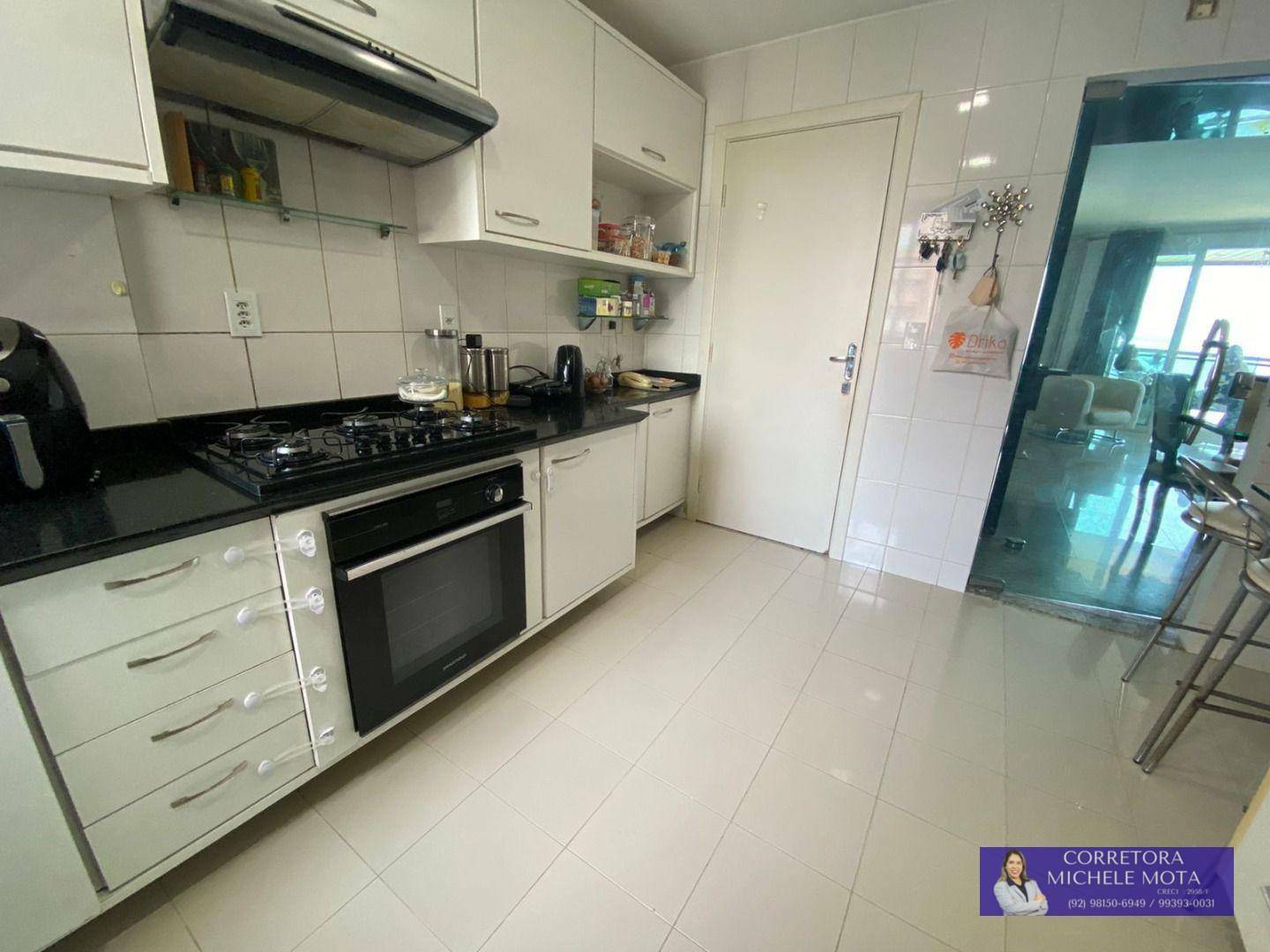 Apartamento à venda com 3 quartos, 170m² - Foto 13