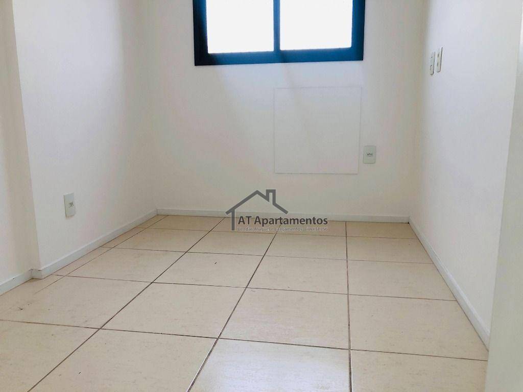 Apartamento à venda com 3 quartos, 65m² - Foto 14