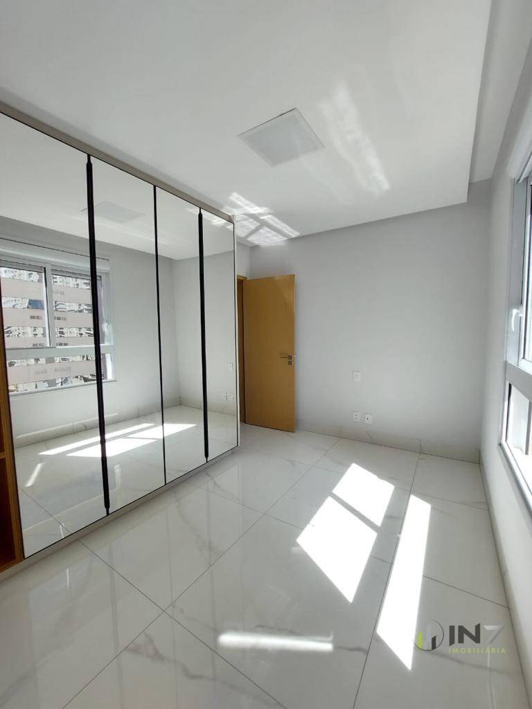 Apartamento à venda com 4 quartos, 180m² - Foto 8