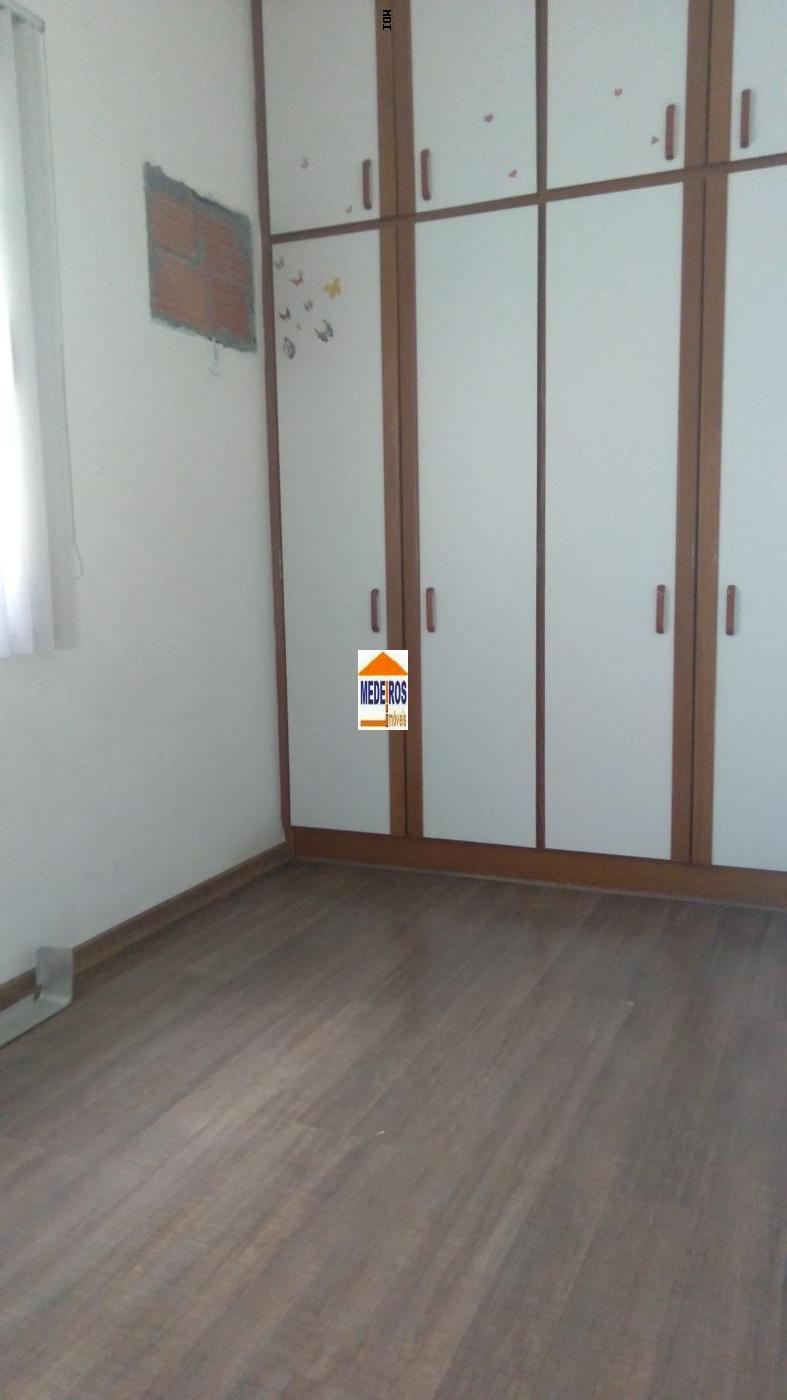 Casa à venda com 6 quartos, 300m² - Foto 11