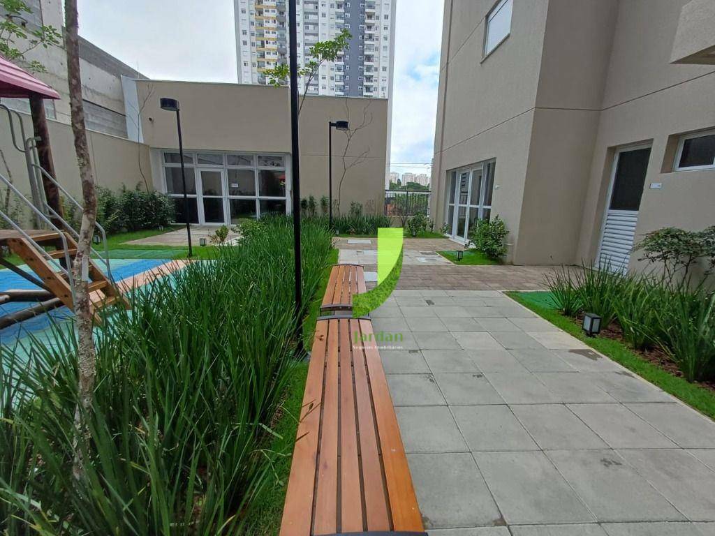 Apartamento para alugar com 2 quartos, 39m² - Foto 8