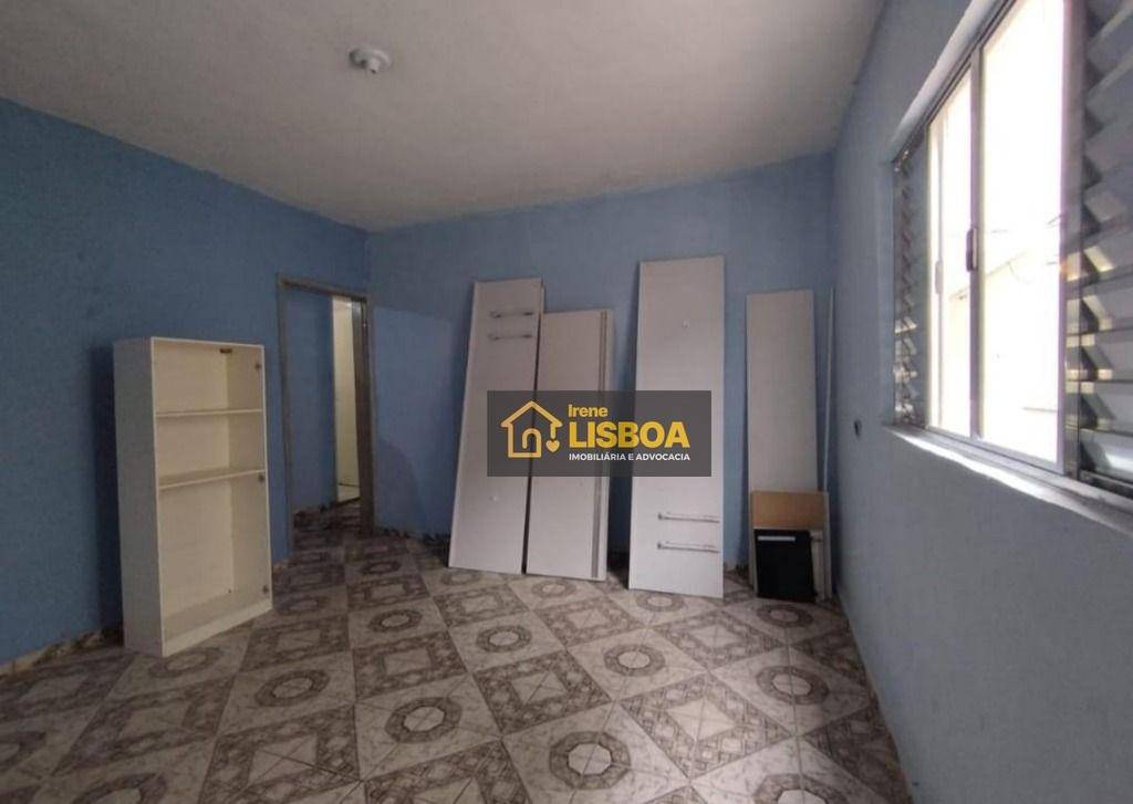 Casa à venda com 6 quartos, 250m² - Foto 16