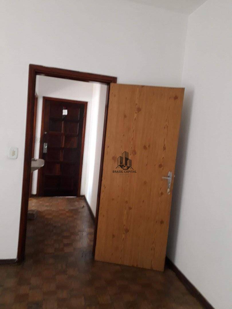 Casa à venda e aluguel com 3 quartos, 120m² - Foto 33