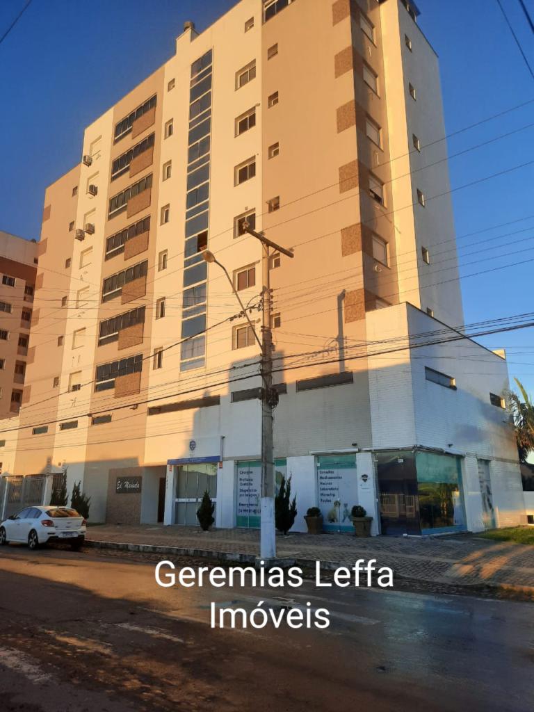 Apartamento à venda com 2 quartos, 74m² - Foto 1