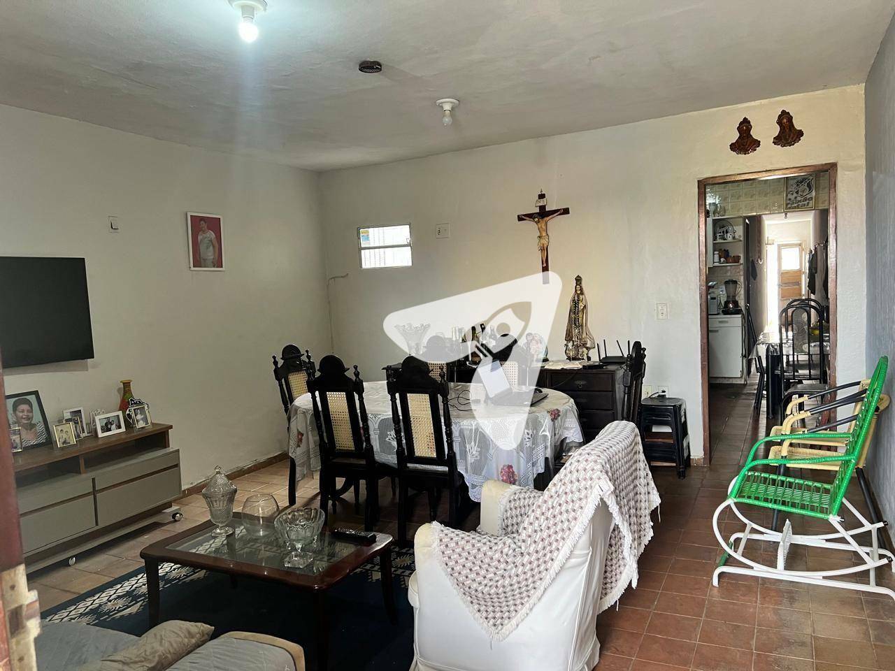 Casa de Condomínio à venda com 4 quartos, 315m² - Foto 4