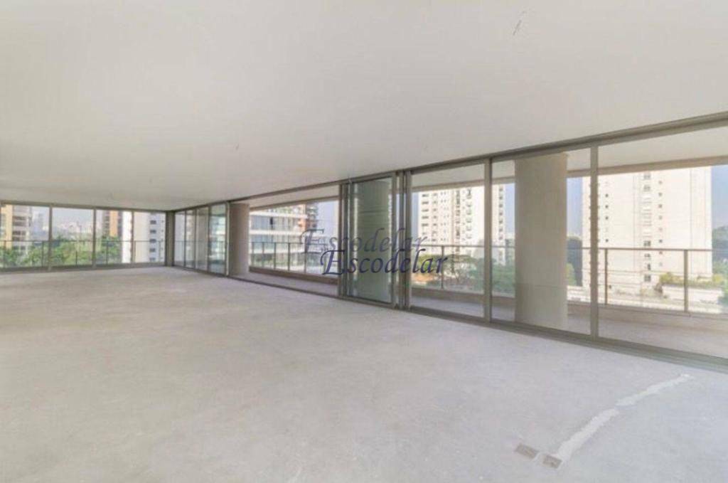 Apartamento à venda com 4 quartos, 632m² - Foto 1