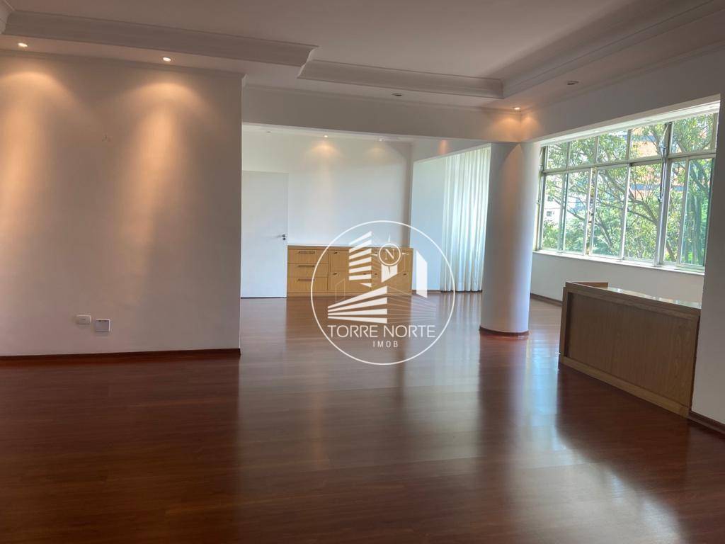 Apartamento à venda com 3 quartos, 218m² - Foto 5