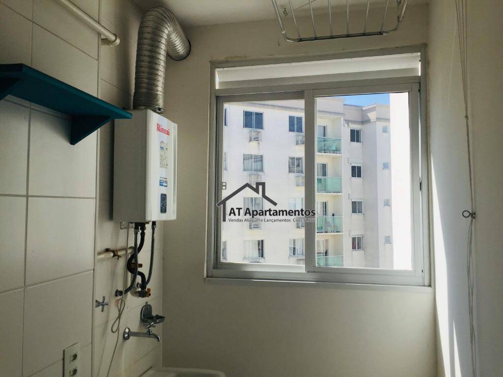 Apartamento à venda com 2 quartos, 58m² - Foto 6