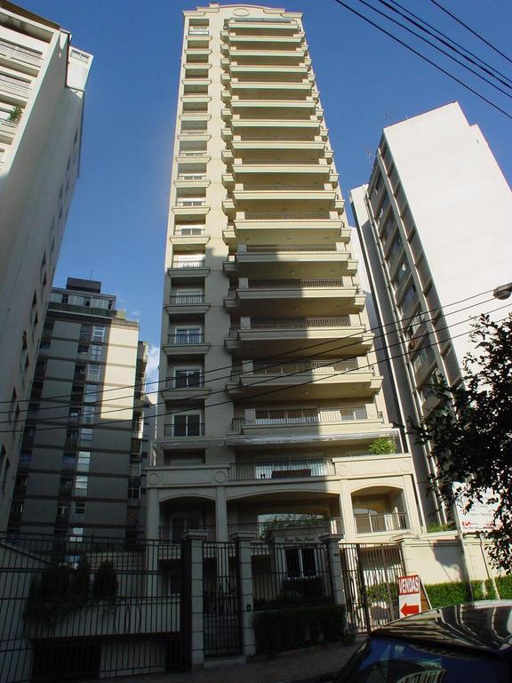 Apartamento à venda com 4 quartos, 214m² - Foto 1