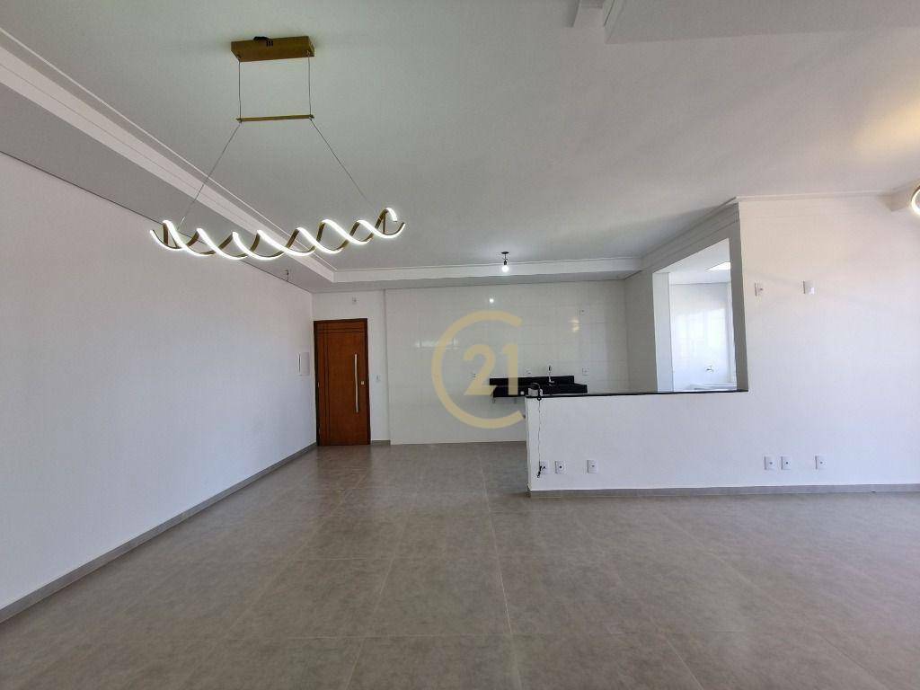 Apartamento à venda com 3 quartos, 94m² - Foto 11