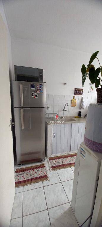 Apartamento à venda com 2 quartos, 43m² - Foto 17