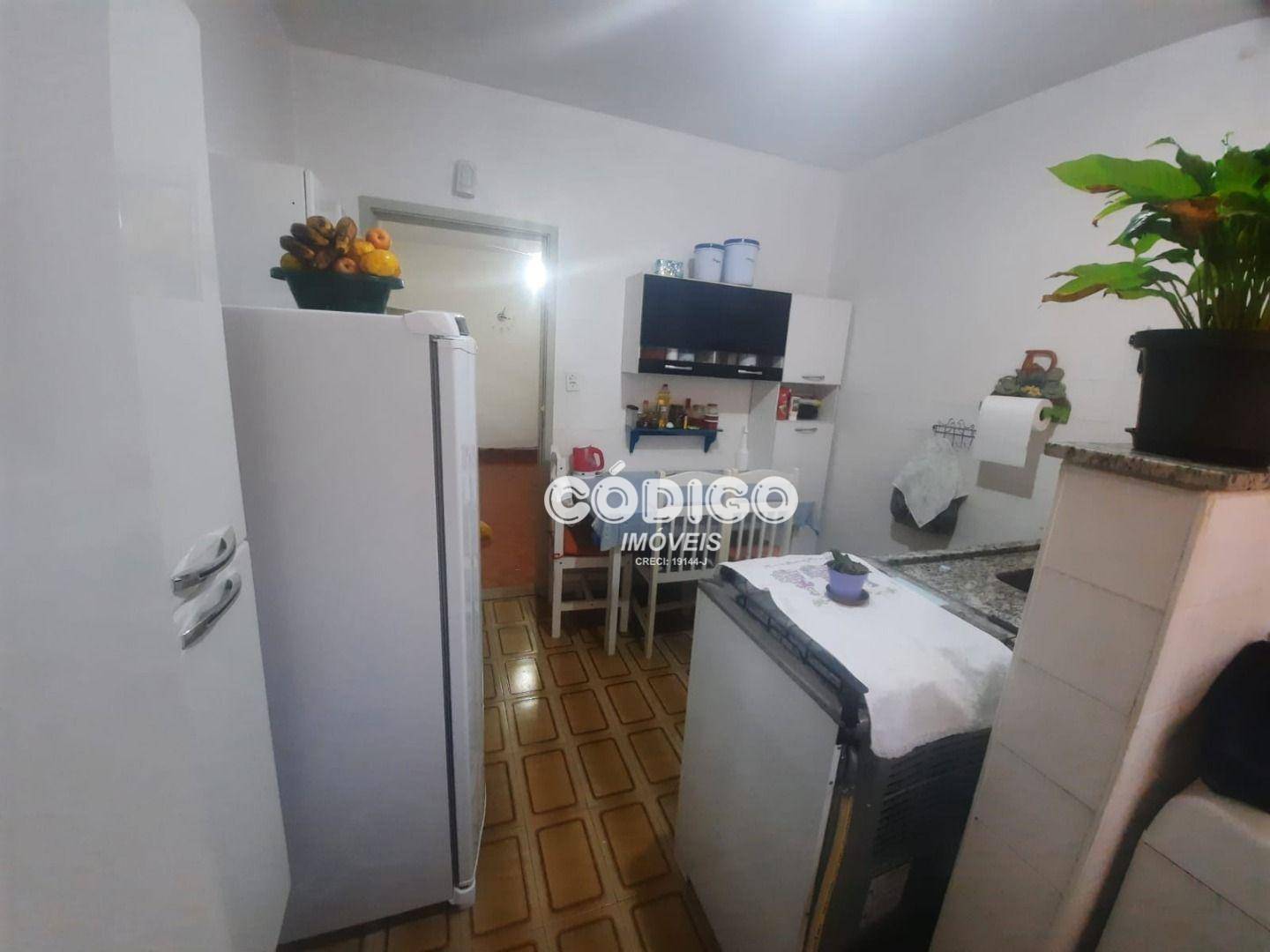 Apartamento à venda com 2 quartos, 70m² - Foto 18