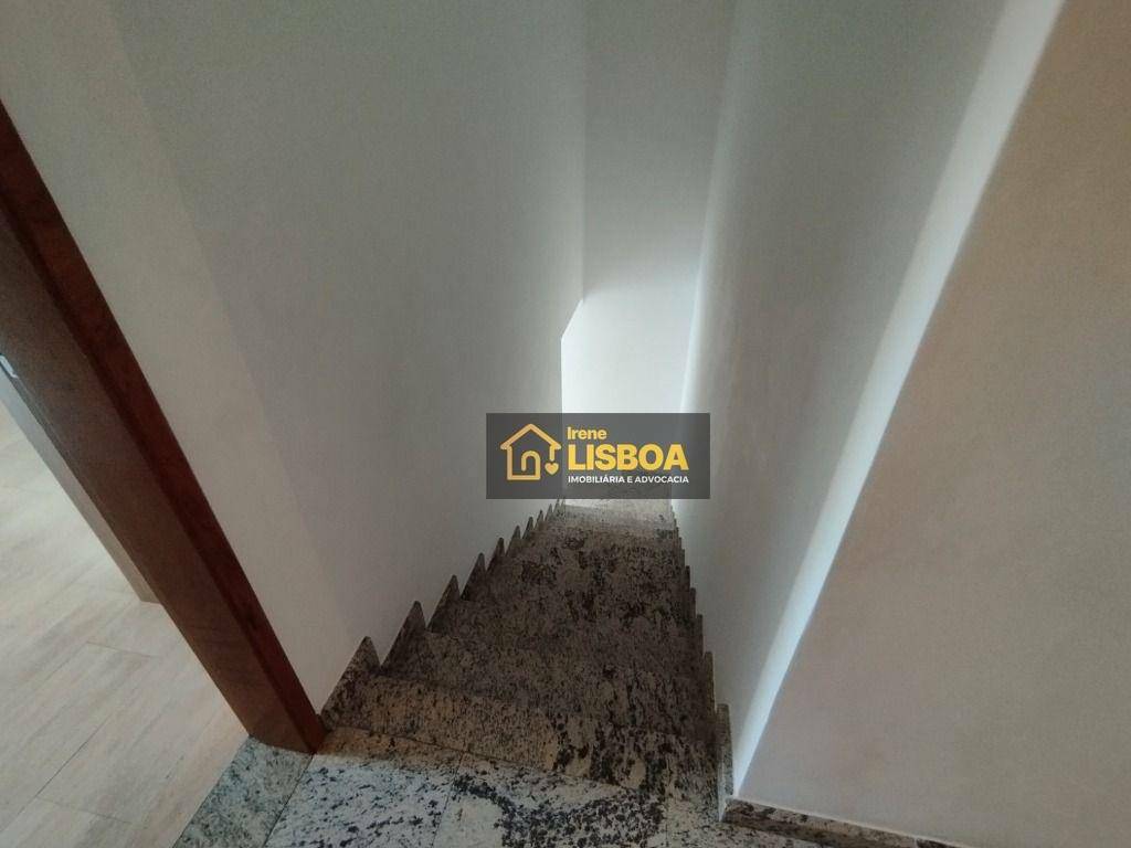 Sobrado à venda com 3 quartos, 200m² - Foto 5