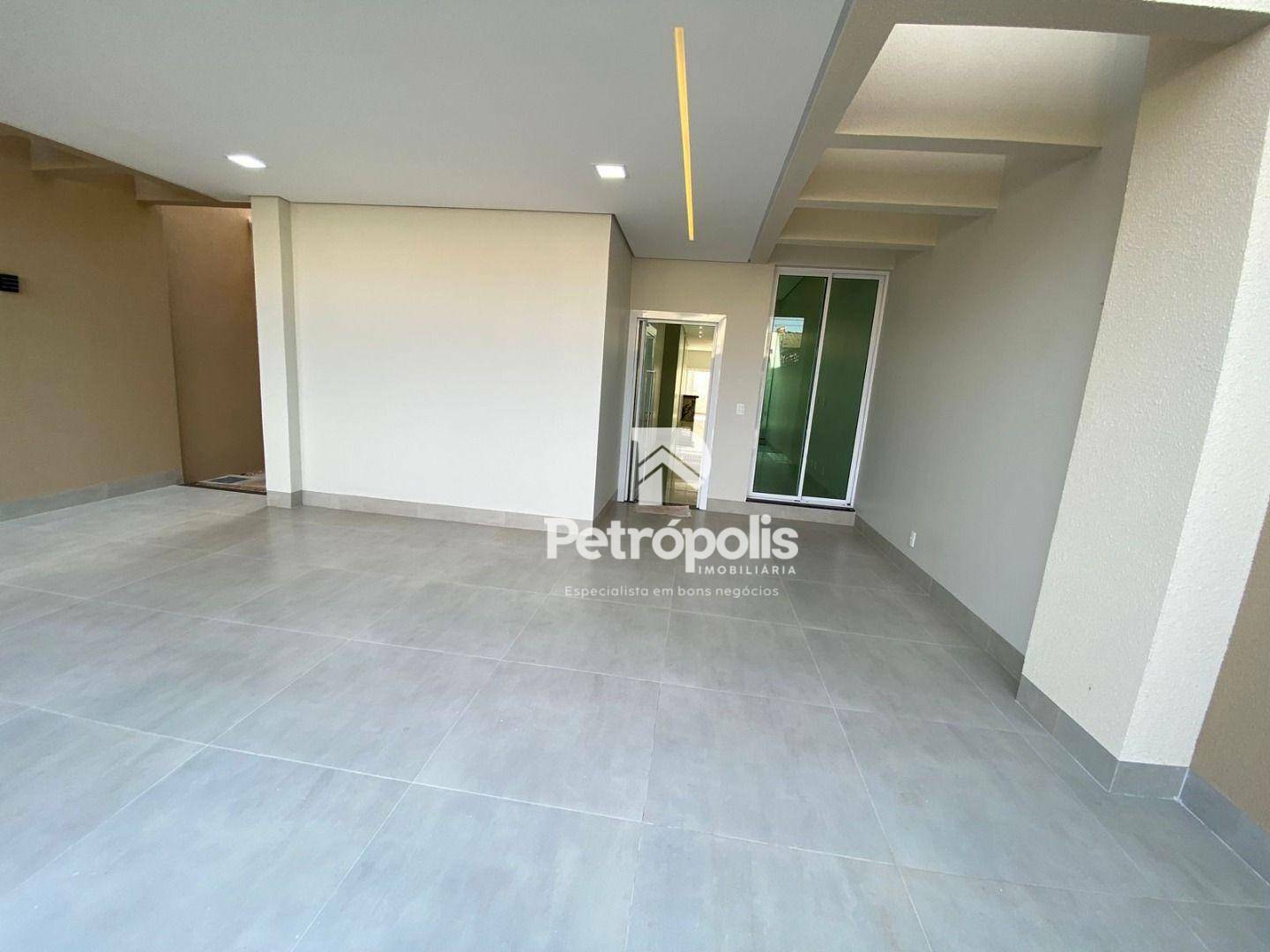 Casa à venda com 3 quartos, 151m² - Foto 3