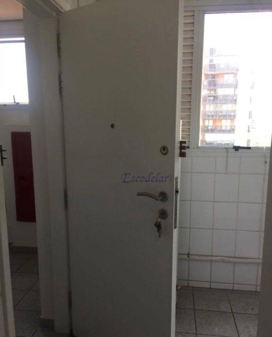 Apartamento à venda com 4 quartos, 225m² - Foto 24