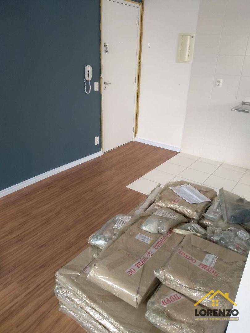 Apartamento à venda com 2 quartos, 44m² - Foto 3