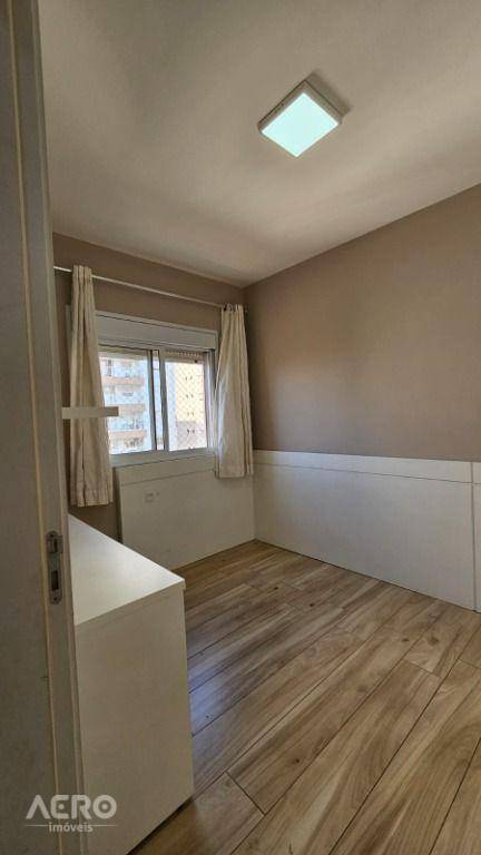 Apartamento à venda com 2 quartos, 65m² - Foto 18