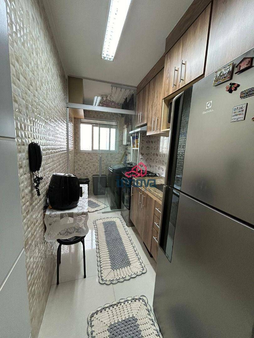 Apartamento à venda com 3 quartos, 64m² - Foto 7