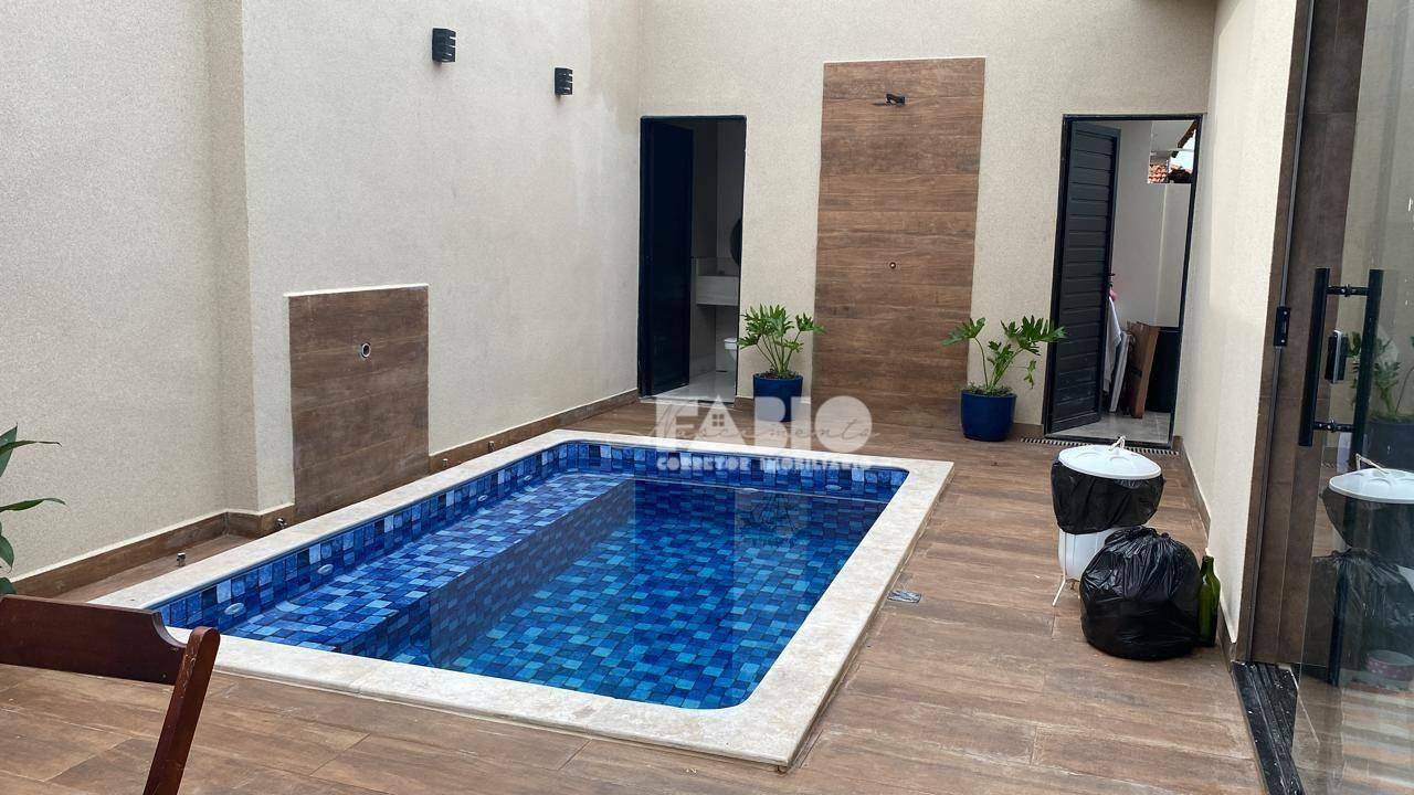 Casa à venda com 3 quartos, 169m² - Foto 14