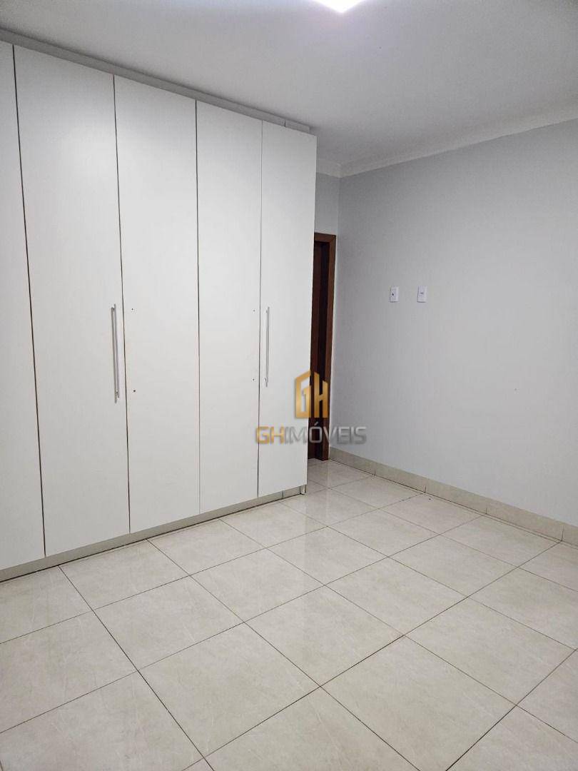 Casa à venda com 3 quartos, 108m² - Foto 26