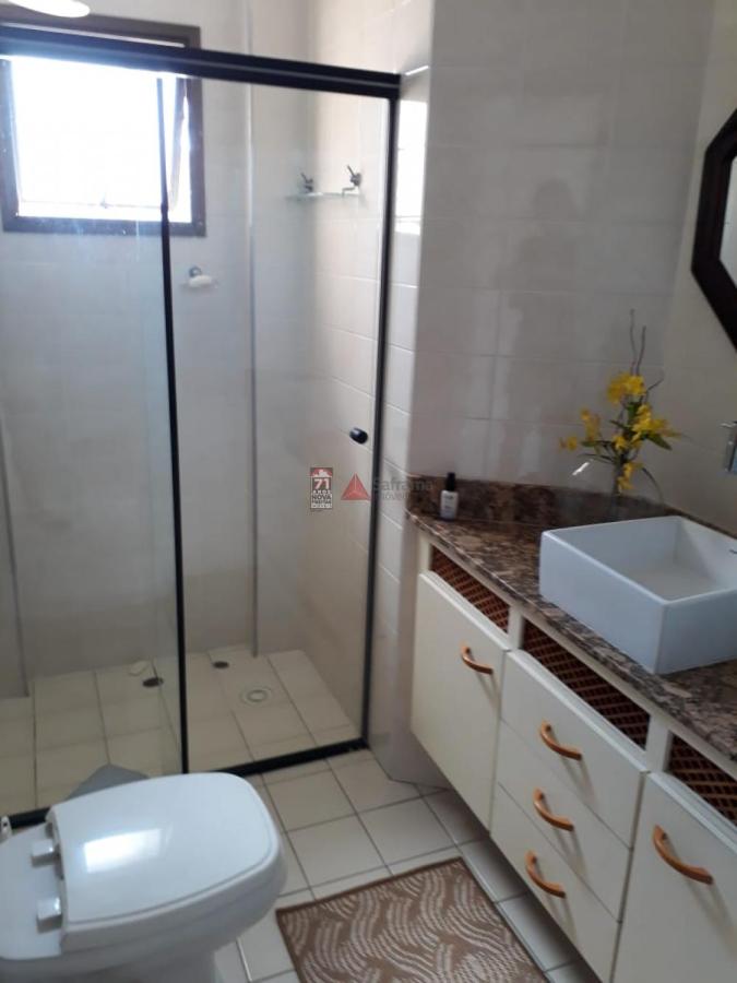 Apartamento à venda com 2 quartos, 77m² - Foto 17