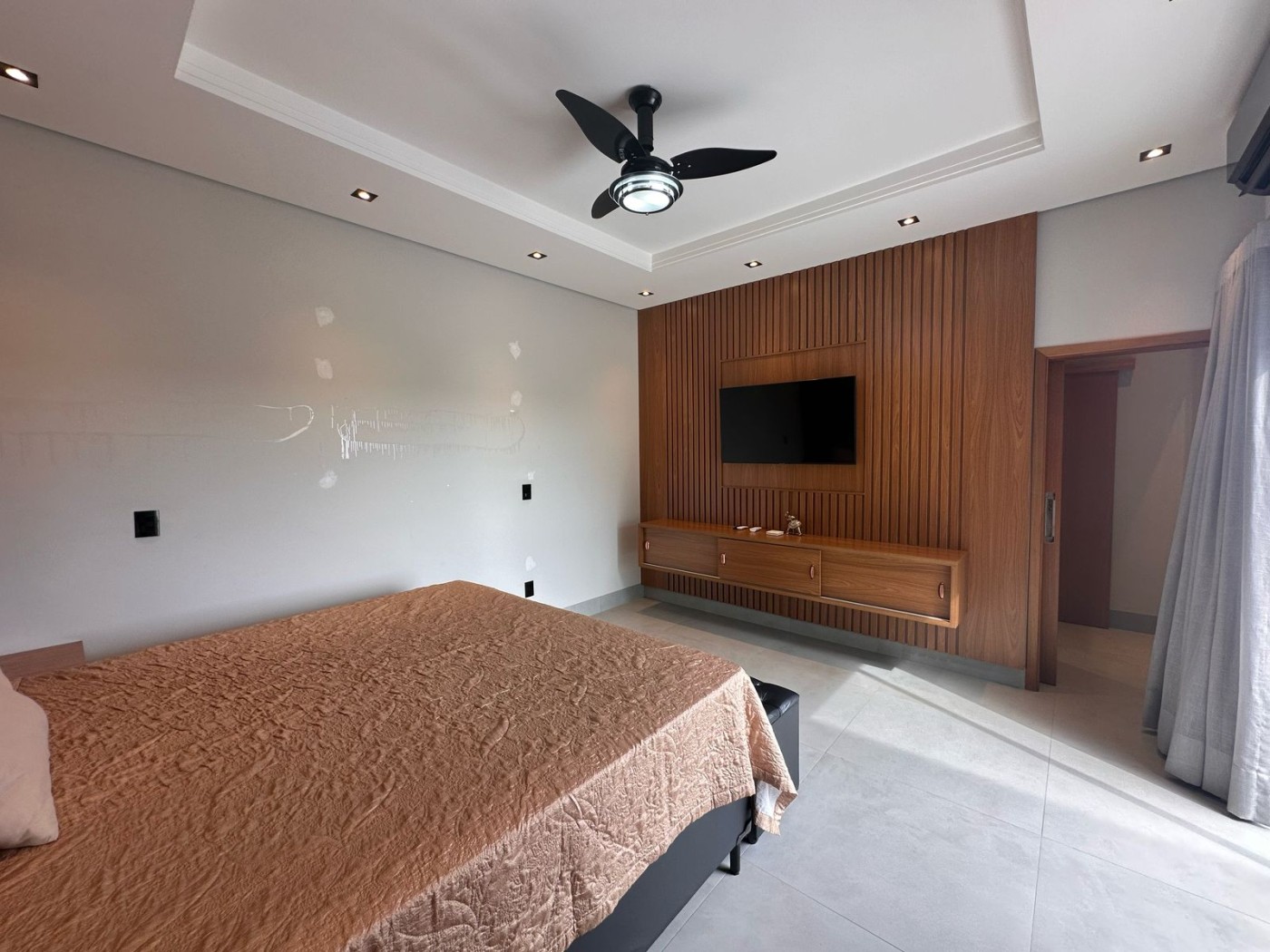 Casa à venda com 3 quartos, 335m² - Foto 17
