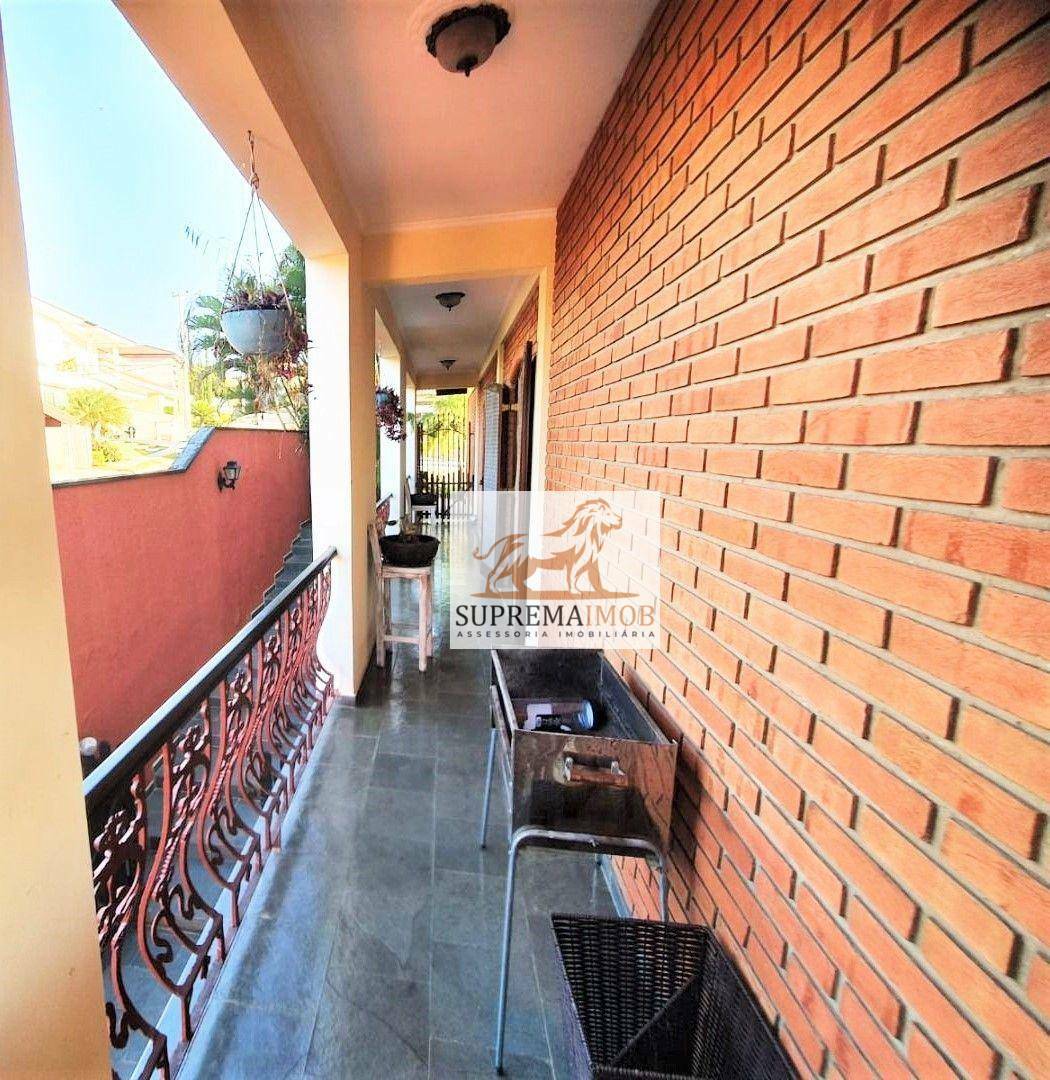 Casa de Condomínio à venda com 3 quartos, 304m² - Foto 18