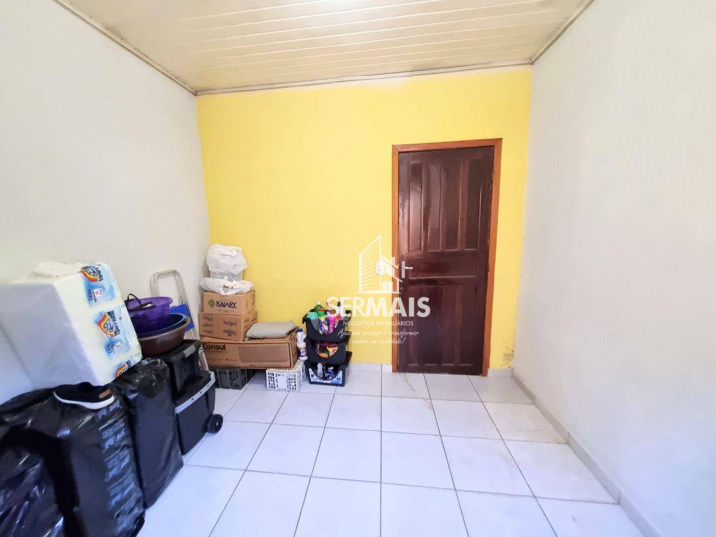 Casa de Condomínio à venda com 3 quartos, 200m² - Foto 4