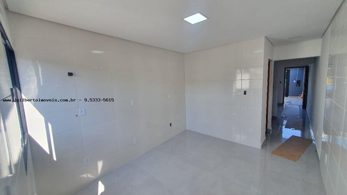 Casa à venda com 2 quartos, 130m² - Foto 10