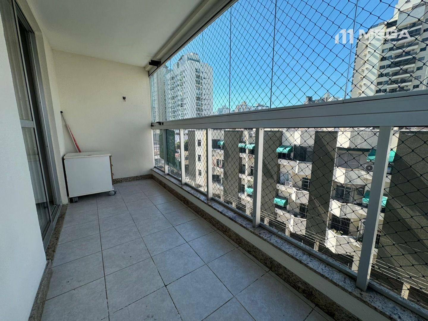 Apartamento à venda com 2 quartos, 74m² - Foto 6